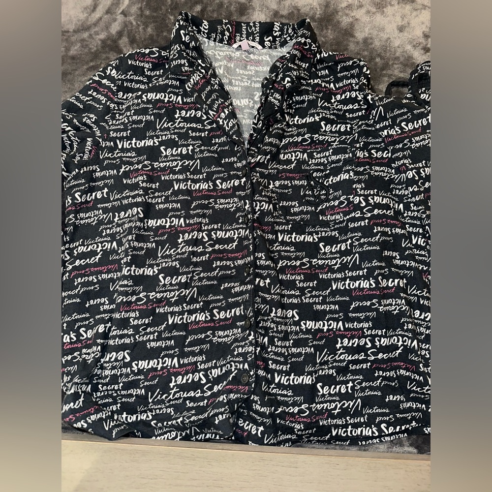 Victoria Secret 2-piece pajama set - Picture 2 of 6